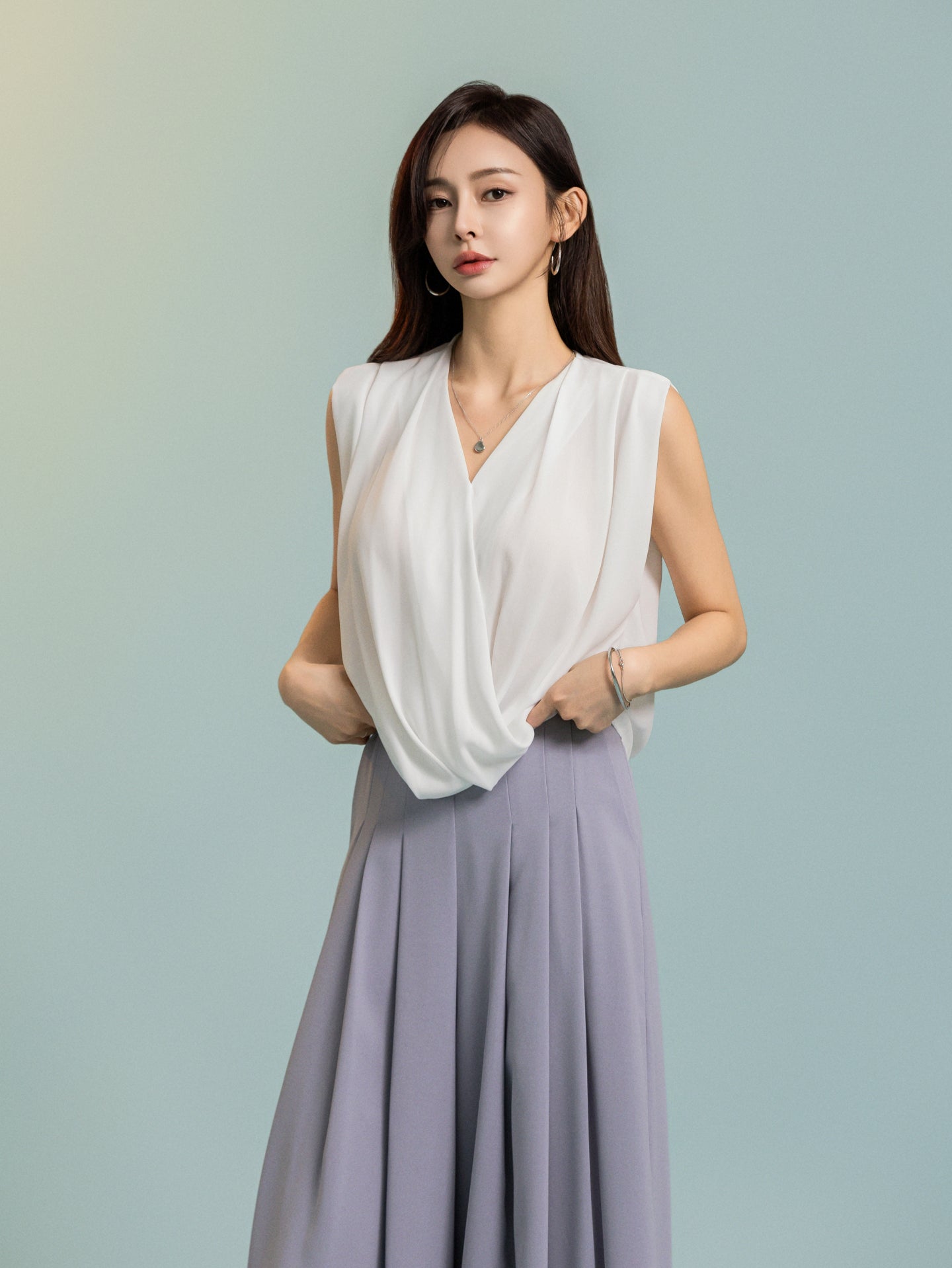 Layer Draped Sleeveless Blouse