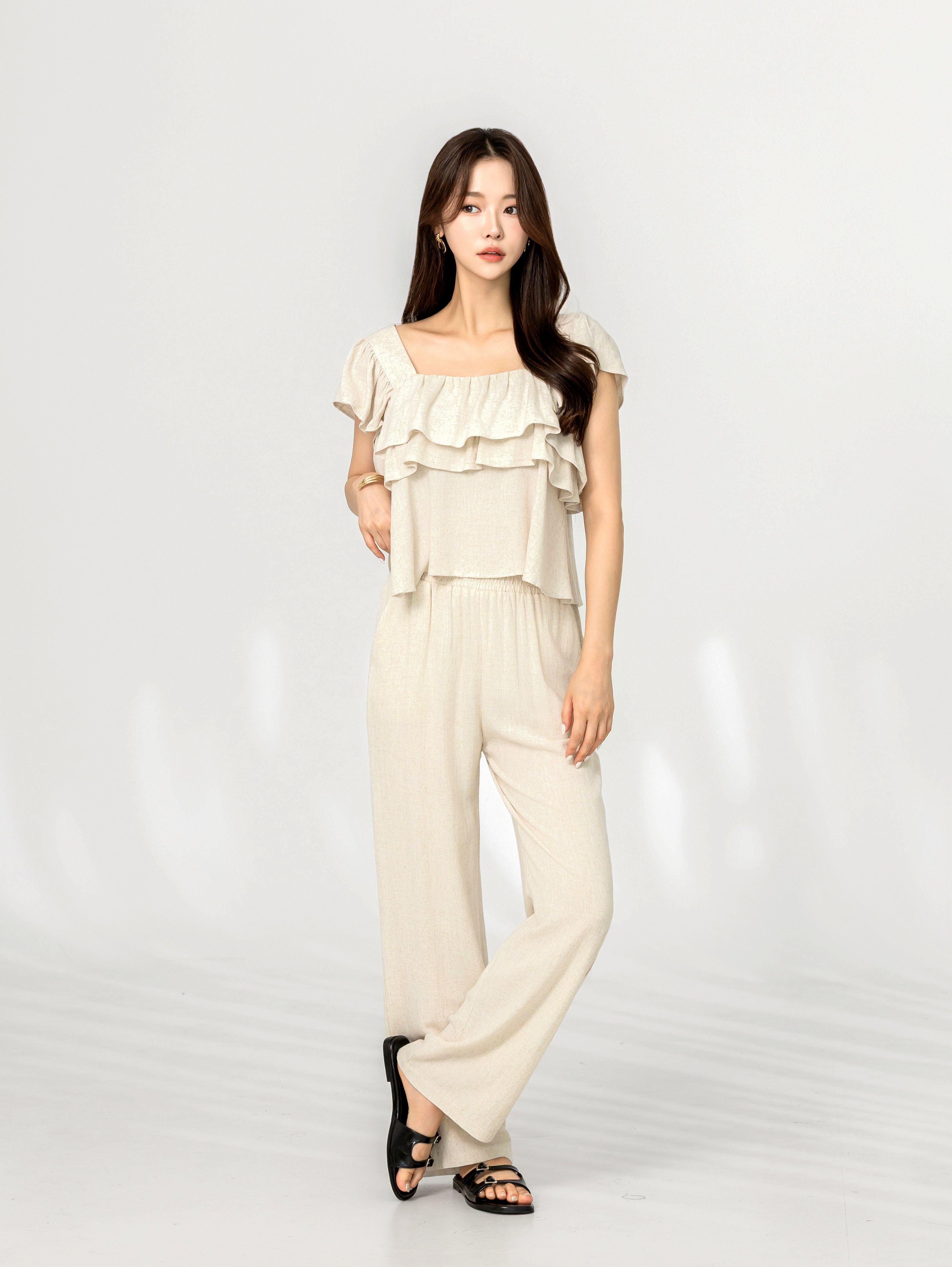 Ruffle Linen Set