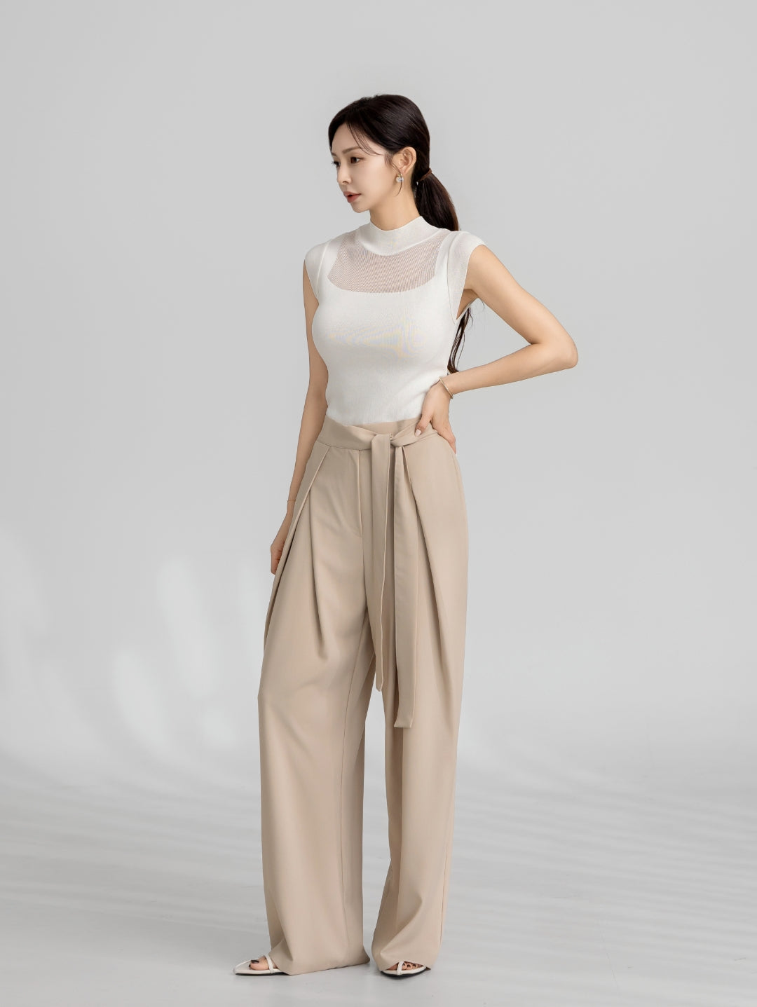 CHLOE CAP TOP